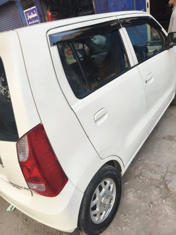 suzuki-wagon-r-2018-big-4