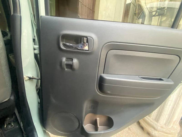 daihatsu-mira-tocot-big-9