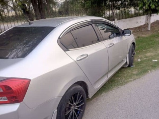 honda-city-ivtec-2016-13