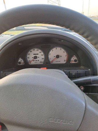 suzuki-cultus-2006-big-7