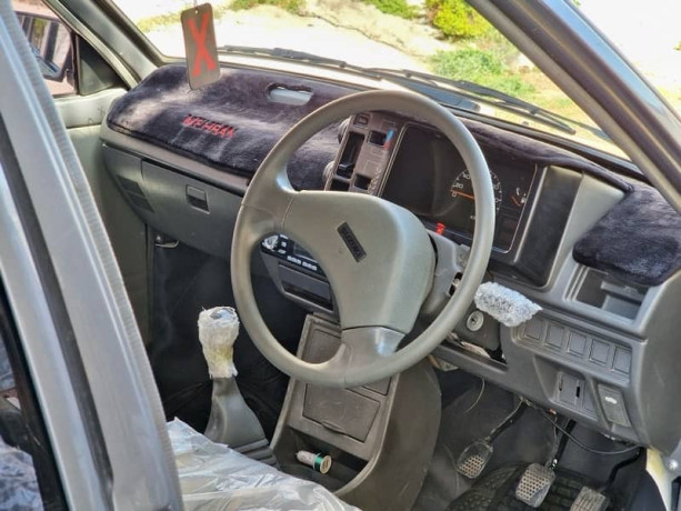 suzuki-mehran-vx-2013-big-6