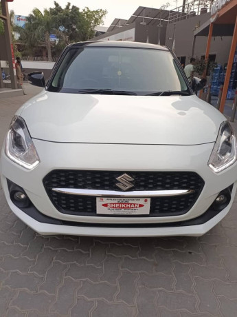 suzuki-swift-2024-glx-big-0