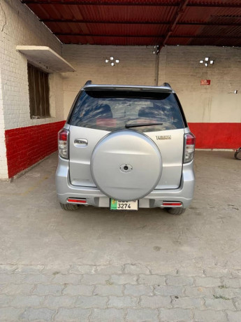 daihatsu-terios-2013-big-4