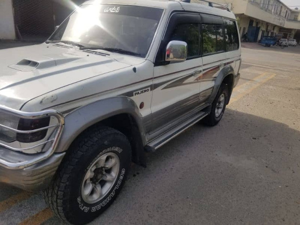 mitsubishi-pajero-1996-exceed-28-diesel-big-3