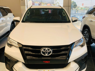 toyota-fortuner-2020-trd-sports