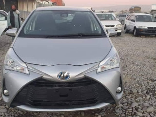 toyota-vitz-hybrid