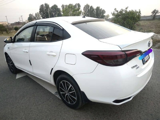 toyota-yaris-13-ativ-cvt-2021-big-7