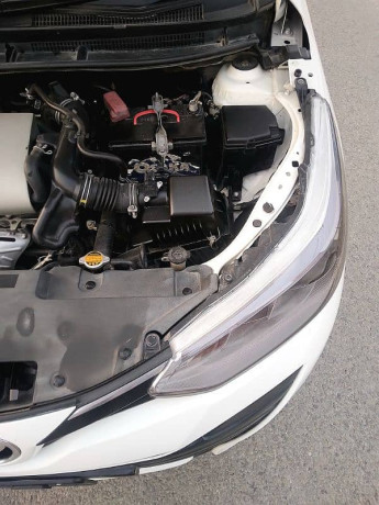 toyota-yaris-13-ativ-cvt-2021-big-14