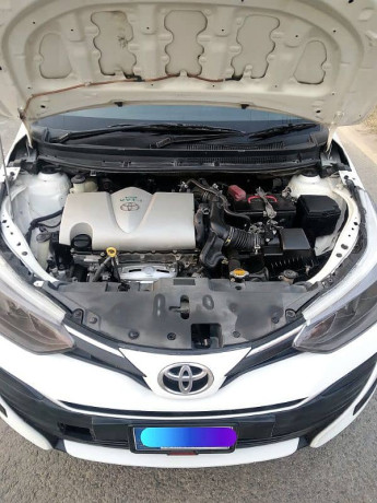 toyota-yaris-13-ativ-cvt-2021-big-12