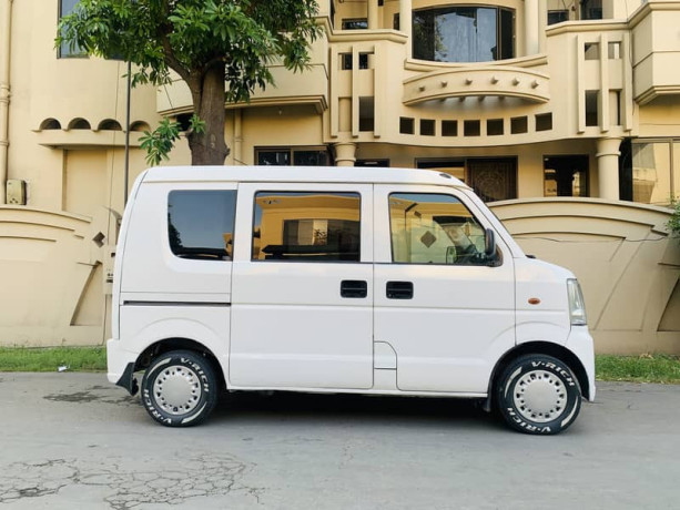 suzuki-every-join-big-13