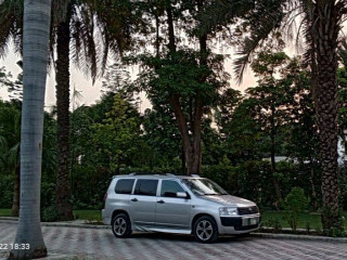 toyota-probox-2012