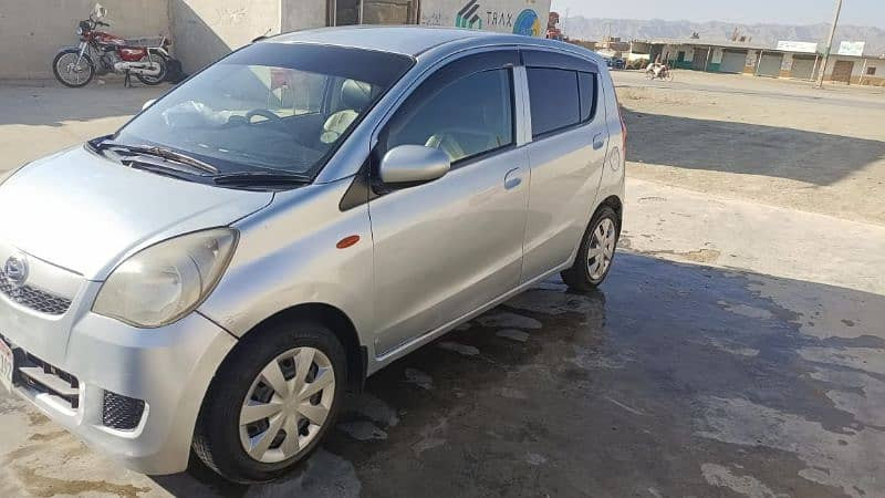 daihatsu-mira-2011-big-1