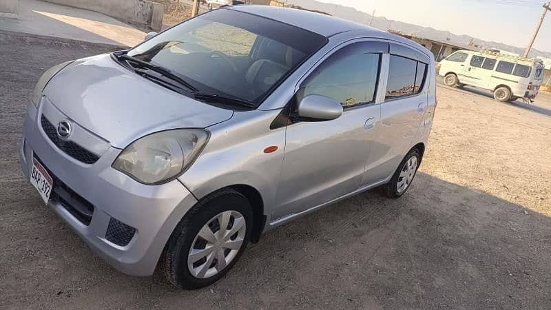 daihatsu-mira-2011-big-5