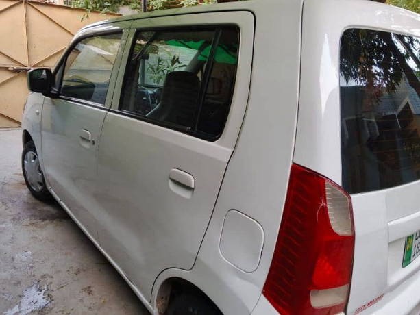 suzuki-wagon-r-2016-big-3