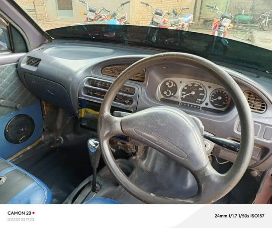 daihatsu-cuore-2004-big-5