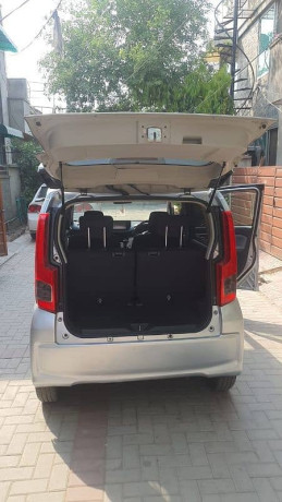daihatsu-move-2015-big-3