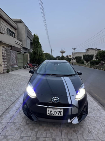 toyota-aqua-2020-import-and-2021-registered-big-5