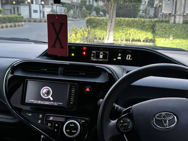 toyota-aqua-2020-import-and-2021-registered-big-2