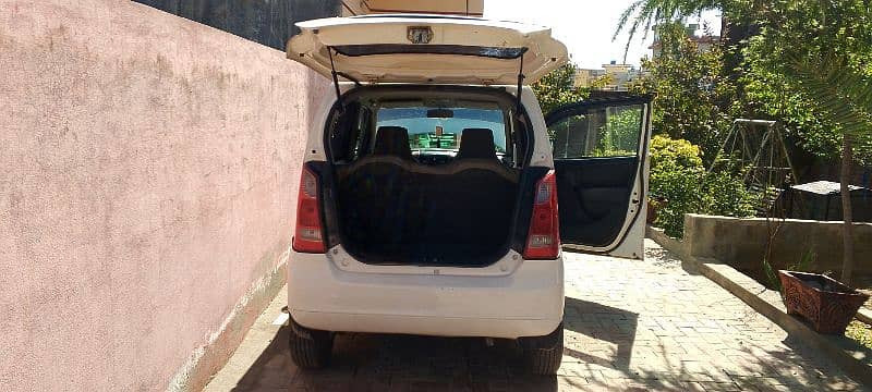 suzuki-wagon-r-2019-big-3