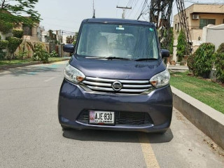 nissan-roox-201419