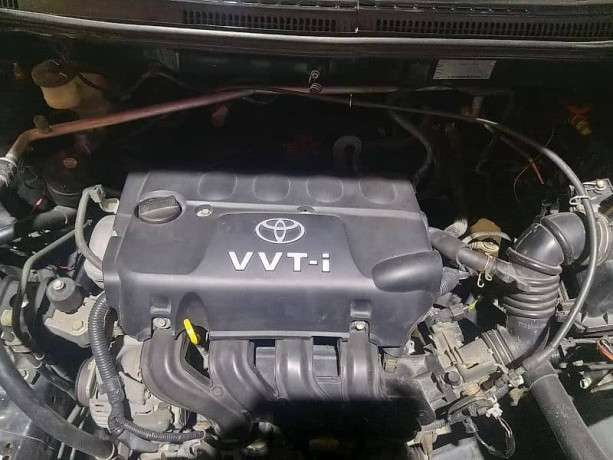 toyota-corolla-xli-2005-big-8