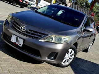 toyota-corolla-gli-2011