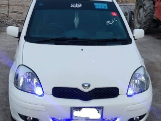toyota-vitz-2003