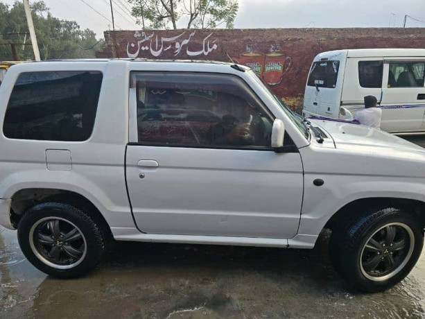 pajero-mini-2017-better-alto-wagon-r-mira-move-city-corolla-big-8
