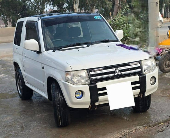 pajero-mini-2017-better-alto-wagon-r-mira-move-city-corolla-big-0