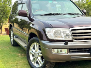 toyota-land-cruiser-2003