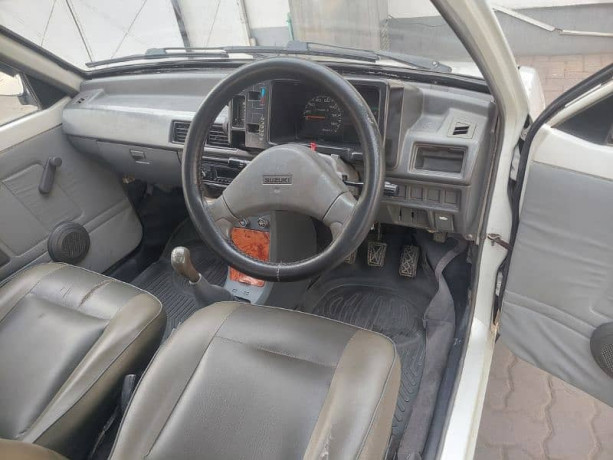 suzuki-mehran-vxr-2014-big-8