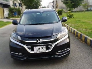 honda-vezel-2013