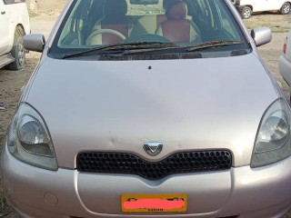 toyota-vitz-1999
