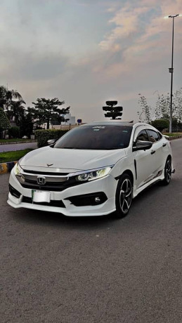 honda-civic-vti-oriel-prosmatec-2016-big-3
