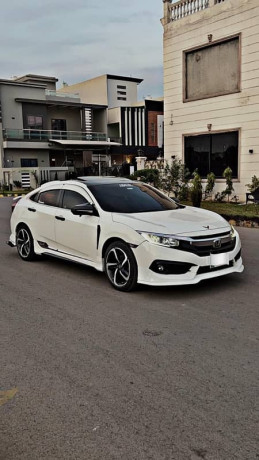 honda-civic-vti-oriel-prosmatec-2016-big-0