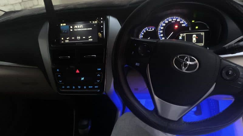 toyota-yaris-2020-model-big-4