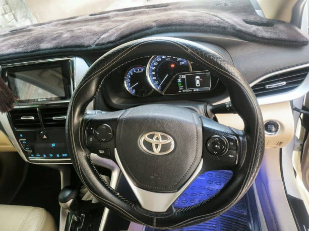 toyota-yaris-2020-model-big-9