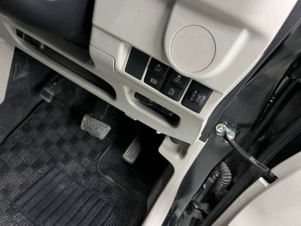 daihatsu-move-big-8