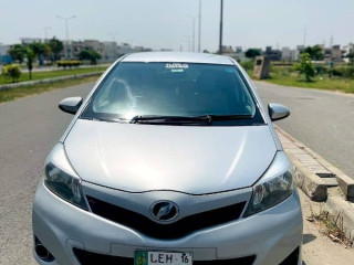 toyota-vitz-2013-registered-16-good-condition