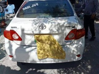 toyota-corolla-gli-2010