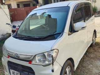 daihatsu-tanto-2014