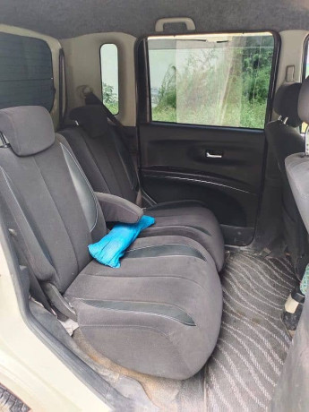 daihatsu-tanto-2014-big-7