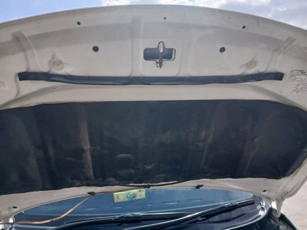 toyota-corolla-axio-2007-big-5