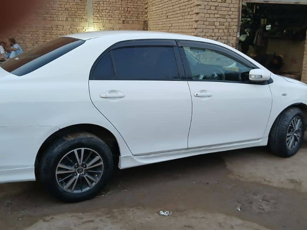 toyota-corolla-axio-2007-big-7