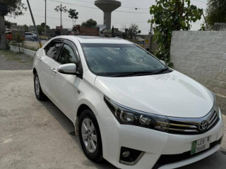 toyota-corolla-altis-grande-2016