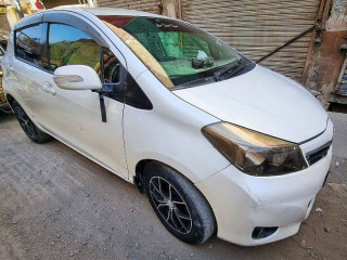 toyota-vitz-2012