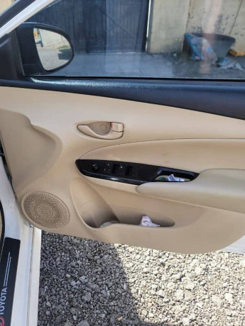 toyota-yaris-2021-big-14