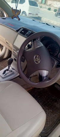 toyota-axio-g-grade-push-start-big-9