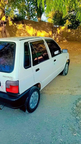 suzuki-mehran-vxr-2012-big-5