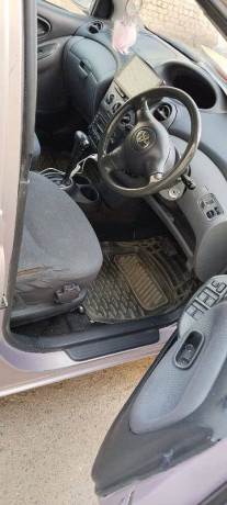 toyota-vitz-2003-big-4